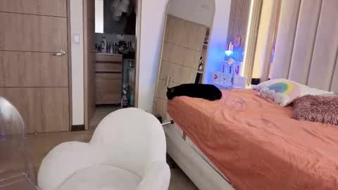 Nyxy online show from 5, 12, 2025