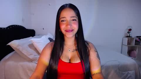 Snapshot of iamroxanne chatting on 4, 10, 2025 Camila online show from 4, 10, 2025