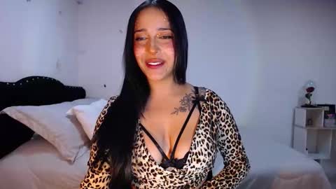 Snapshot of iamroxanne chatting on 14, 10, 2025 Camila online show from 14, 10, 2025