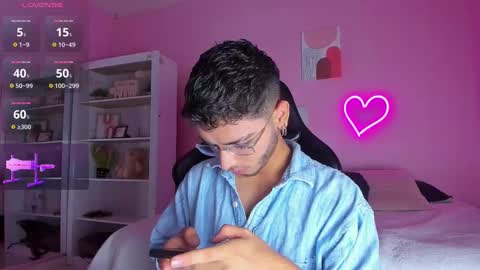 IAN CASTILLO online show from 27, 2, 2025