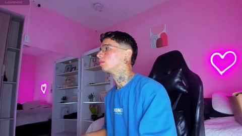 IAN CASTILLO online show from 22, 9, 2025