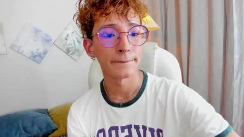 Snapshot of iangel_ chatting on 4, 2, 2026 ian online show from 4, 2, 2026