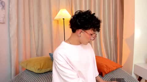 Snapshot of iangel_ chatting on 24, 2, 2026 ian online show from 24, 2, 2026