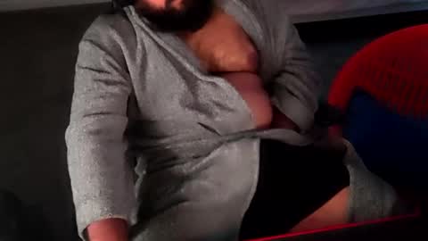 Snapshot of ibear_chat chatting on 4, 10, 2025 iBear0 online show from 4, 10, 2025