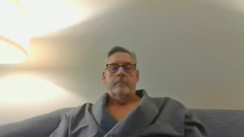 icanhelpu43 online show from 25, 1, 2025