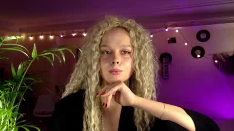 Nina online show from 7, 1, 2026