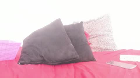 IckyXo online show from 8, 9, 2025