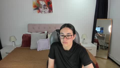 Icy online show from 2, 11, 2025