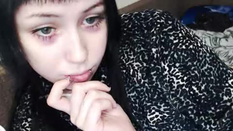 Snapshot of iiiiiiis chatting on 4, 12, 2025 iiiiiiis online show from 4, 12, 2025