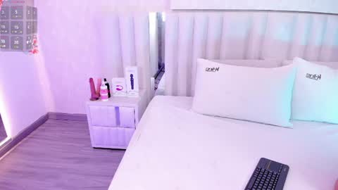 Naty  online show from 10, 6, 2026