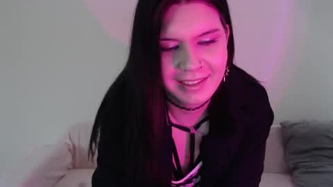 Vella online show from 11, 10, 2025