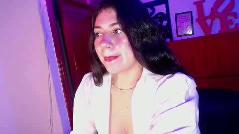 ilayra_smith online show from 25, 11, 2025