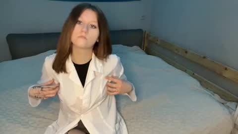 ileana_novak online show from 18, 3, 2026