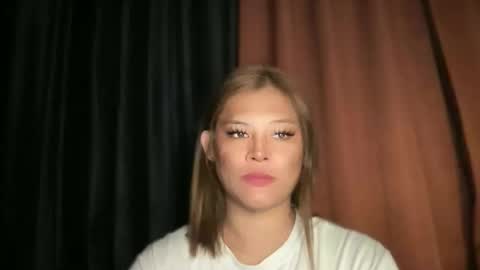 Snapshot of ill_moan_foryouxx chatting on 8, 3, 2026 QUEEN KATH online show from 8, 3, 2026