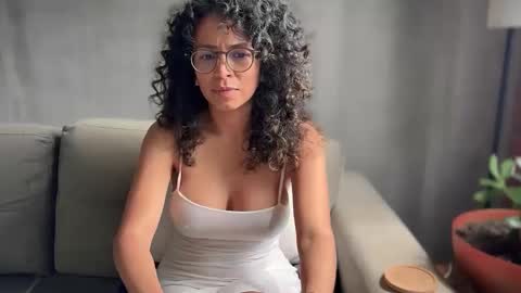 Kloe online show from 12, 10, 2025