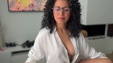 Kloe online show from 30, 4, 2026