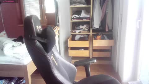 Snapshot of iloveyoutoo2000 chatting on 3, 1, 2025 iloveyoutoo2000 online show from 3, 1, 2025