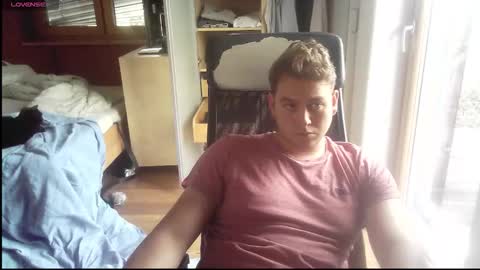 Snapshot of iloveyoutoo2000 chatting on 26, 9, 2025 iloveyoutoo2000 online show from 26, 9, 2025