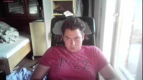 Snapshot of iloveyoutoo2000 chatting on 29, 10, 2025 iloveyoutoo2000 online show from 29, 10, 2025