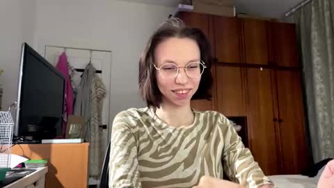 Alina online show from 28, 10, 2025