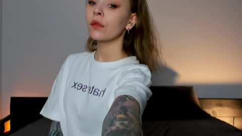 Snapshot of ilxil chatting on 4, 6, 2026 Li online show from 4, 6, 2026