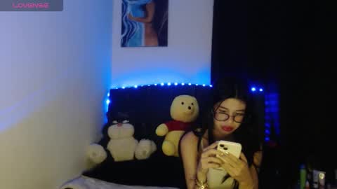 Ily Bea online show from 11, 1, 2026