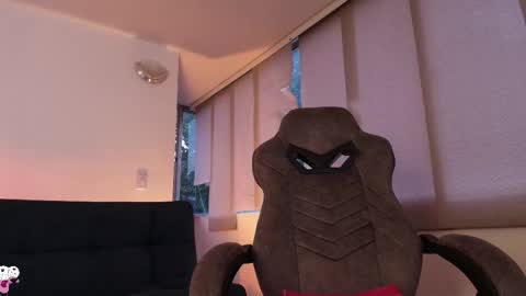 Snapshot of im__kaia chatting on 21, 10, 2025 Kaia online show from 21, 10, 2025