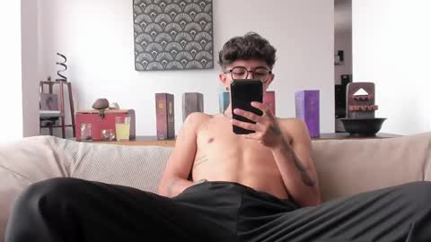 IM  THOMAS online show from 16, 5, 2026