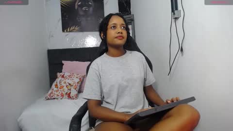 Snapshot of im_ariana chatting on 21, 2, 2025 Ariana online show from 21, 2, 2025