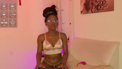 Snapshot of im_ariana chatting on 11, 10, 2025 Ariana online show from 11, 10, 2025