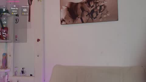 Snapshot of im_ariana chatting on 31, 10, 2025 Ariana online show from 31, 10, 2025