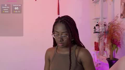 Snapshot of im_ariana chatting on 29, 11, 2025 Ariana online show from 29, 11, 2025