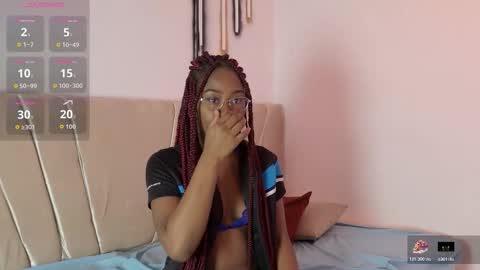 Snapshot of im_ariana chatting on 1, 12, 2025 Ariana online show from 1, 12, 2025