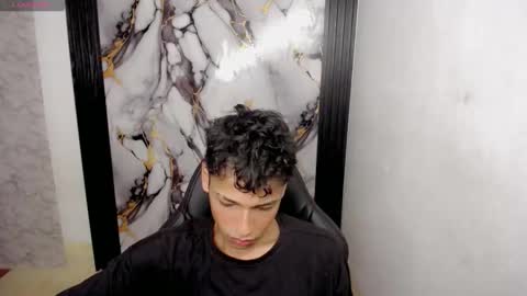 im_david01 online show from 18, 12, 2025