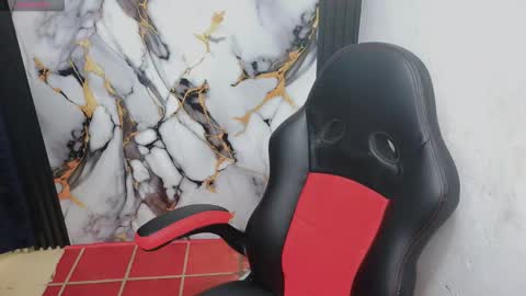 im_david01 online show from 7, 1, 2026