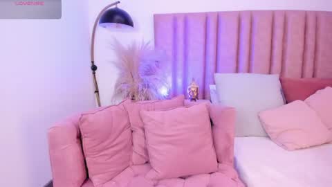 Lilyy  online show from 13, 6, 2026