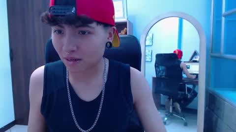 Snapshot of im_mathias chatting on 3, 12, 2024 mathias online show from 3, 12, 2024