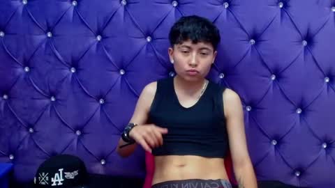 Snapshot of im_mathias chatting on 9, 1, 2025 mathias online show from 9, 1, 2025