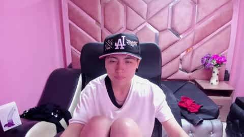 Snapshot of im_mathias chatting on 20, 1, 2025 mathias online show from 20, 1, 2025