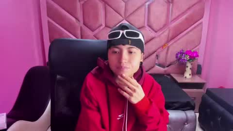 Snapshot of im_mathias chatting on 22, 1, 2025 mathias online show from 22, 1, 2025