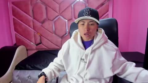 Snapshot of im_mathias chatting on 29, 1, 2025 mathias online show from 29, 1, 2025