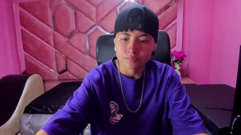 Snapshot of im_mathias chatting on 29, 1, 2025 mathias online show from 29, 1, 2025