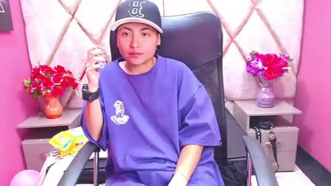 Snapshot of im_mathias chatting on 30, 1, 2025 mathias online show from 30, 1, 2025