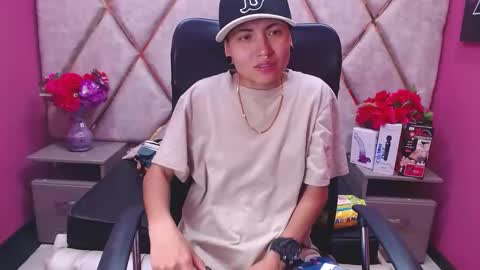 Snapshot of im_mathias chatting on 15, 2, 2025 mathias online show from 15, 2, 2025