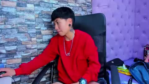 Snapshot of im_mathias chatting on 26, 2, 2025 mathias online show from 26, 2, 2025