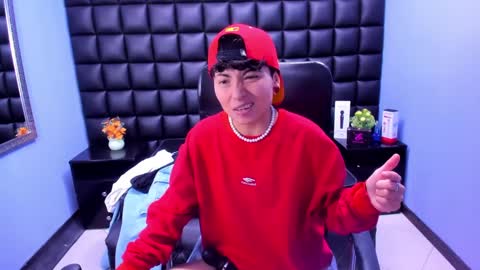 Snapshot of im_mathias chatting on 15, 9, 2025 mathias online show from 15, 9, 2025