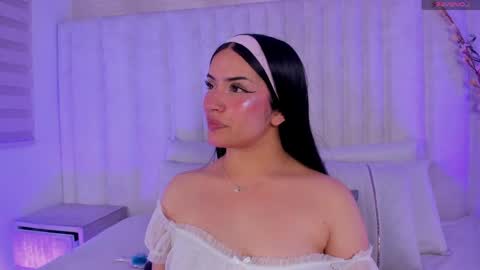 im_miadoll online show from 6, 5, 2026