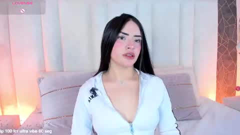 Snapshot of im_miadoll chatting on 1, 7, 2026 im_miadoll online show from 1, 7, 2026