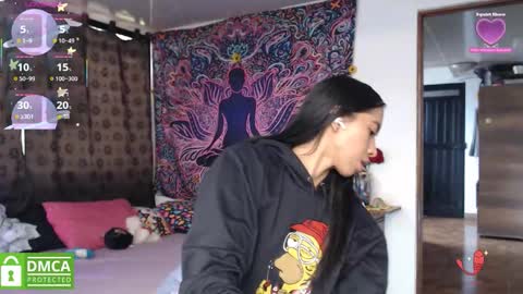 Cutie pie online show from 8, 10, 2025