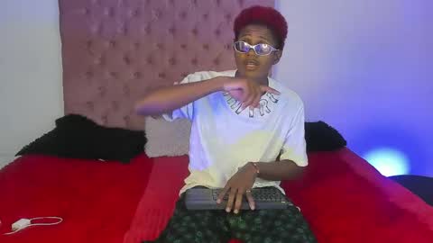 oleider dont forget your thumbs up online show from 25, 4, 2026